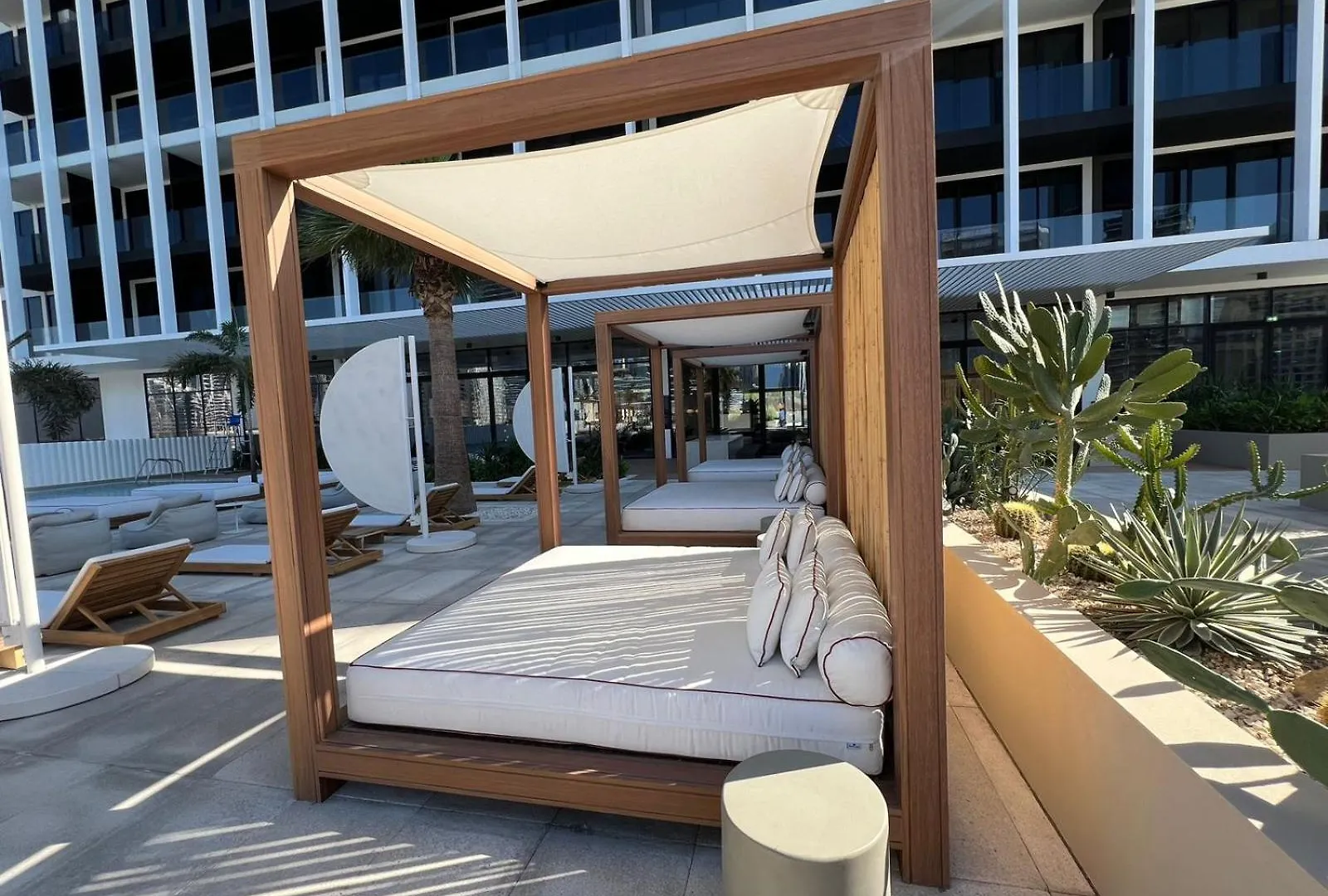 Upside Living Downtown Business & Leisure Apartment Dubai